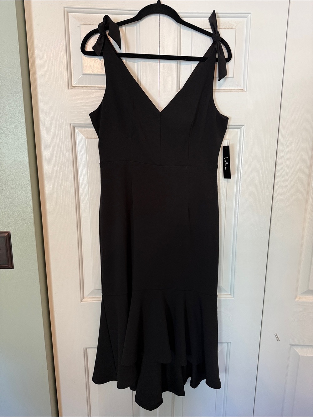 Lulu's Black V-Neck Midi Dress with Tie Shoulder and Flounce Hem. NWT
